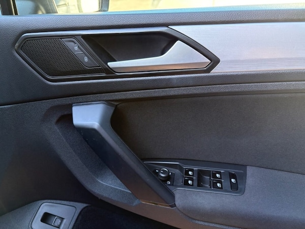 Used Volkswagen Tiguan 2018 for sale - 76039071: Photo 48