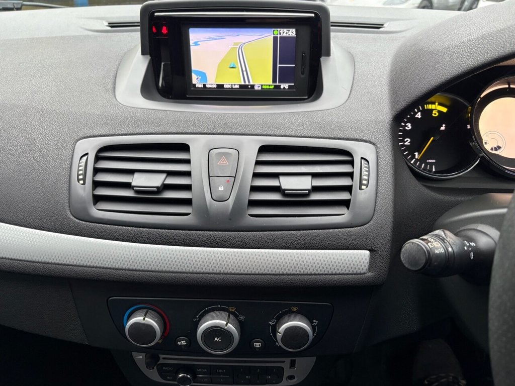 Used Renault Megane 2012 for sale - 77037917: Photo 15