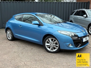 2012 (62) - 1.5 dCi 110 Dynamique TomTom 3dr [Start Stop]