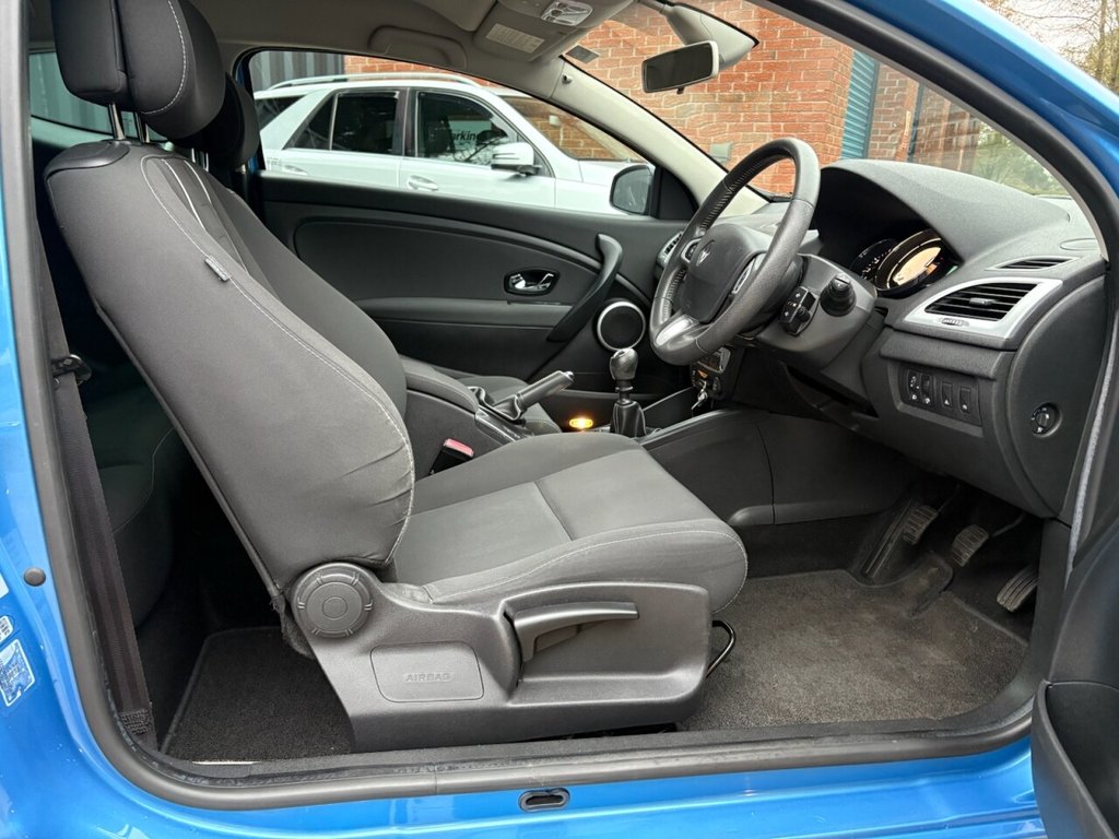 Used Renault Megane 2012 for sale - 77037917: Photo 29