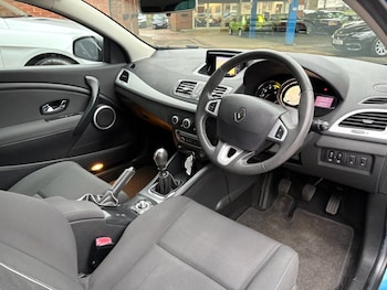 Used Renault Megane 2012 for sale - 77037917: Photo