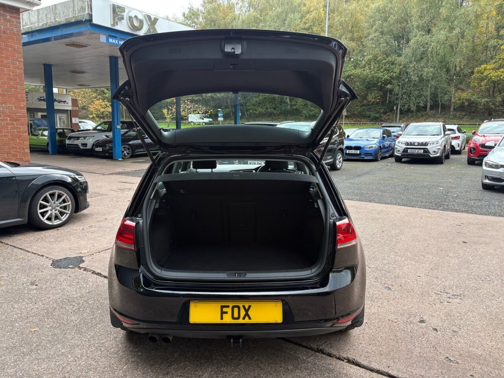 Used Volkswagen Golf 2015 for sale - 76345833: Photo 19