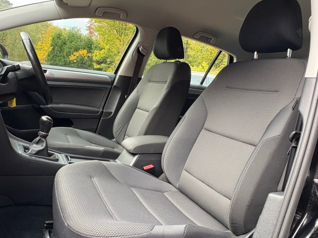 Used Volkswagen Golf 2015 for sale - 76345833: Photo 39