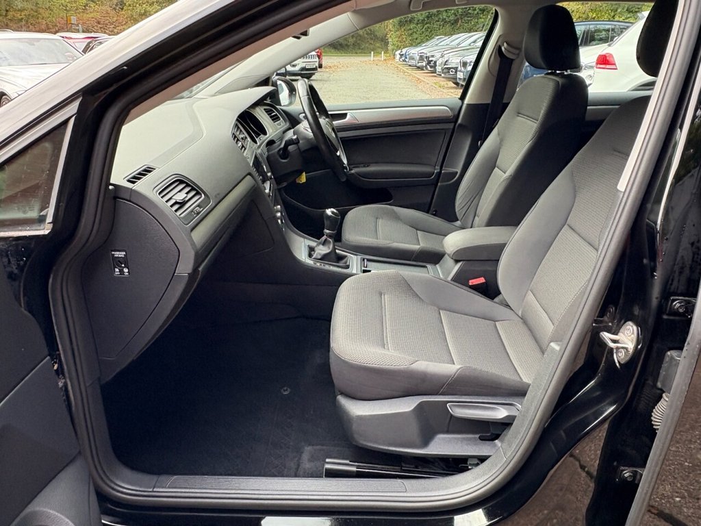 Used Volkswagen Golf 2015 for sale - 76345833: Photo 42