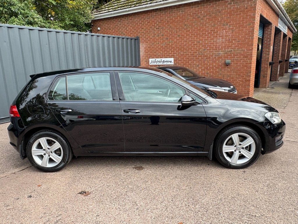 Used Volkswagen Golf 2015 for sale - 76345833: Photo 7