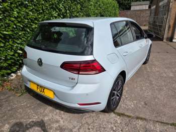 Used Volkswagen Golf 2017 for sale - 75306987: Photo