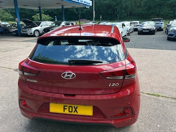 Used Hyundai i20 2017 for sale - 78886926: Photo
