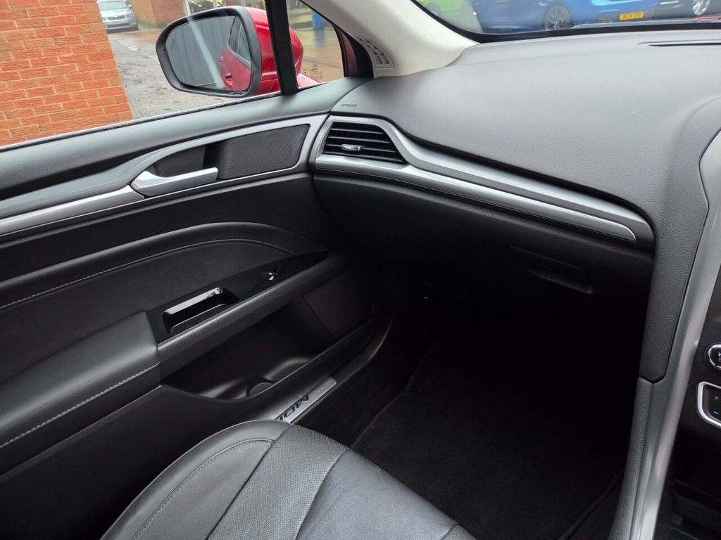 Used Ford Mondeo 2015 for sale - 77250679: Photo 26