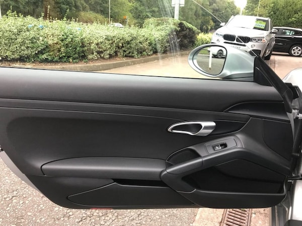 Used Porsche 718 Cayman 2019 for sale - 75641939: Photo 18