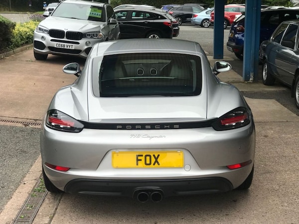 Used Porsche 718 Cayman 2019 for sale - 75641939: Photo 8