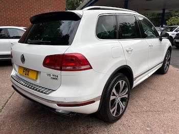 Used Volkswagen Touareg 2016 for sale - 75998566: Photo
