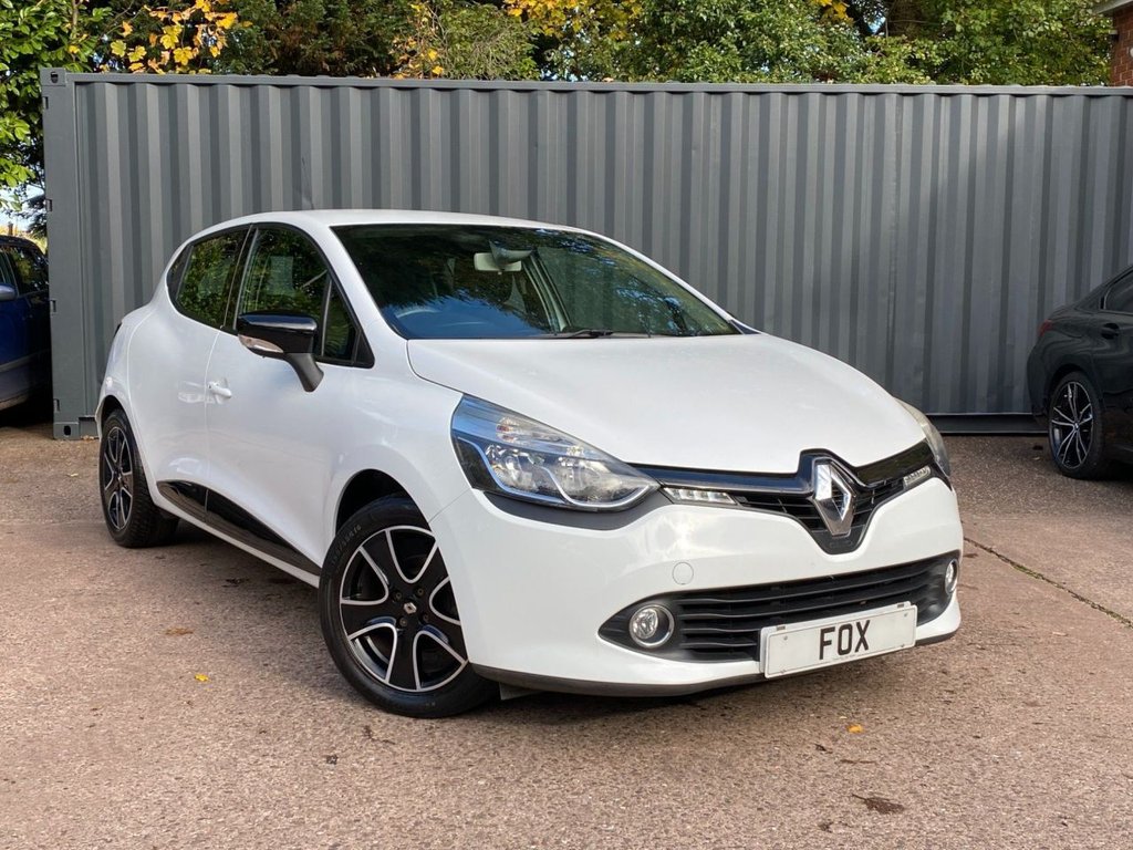 Used Renault Clio 2015 for sale - 76395617: Photo 1