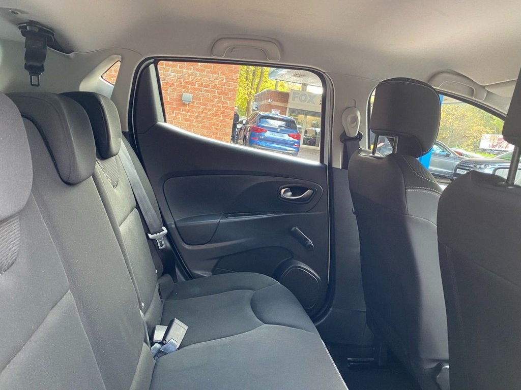 Used Renault Clio 2015 for sale - 76395617: Photo 15