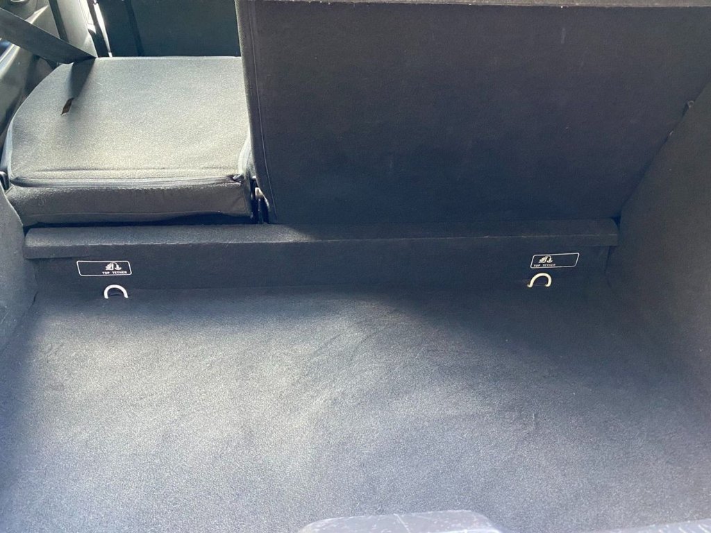 Used Renault Clio 2015 for sale - 76395617: Photo 17