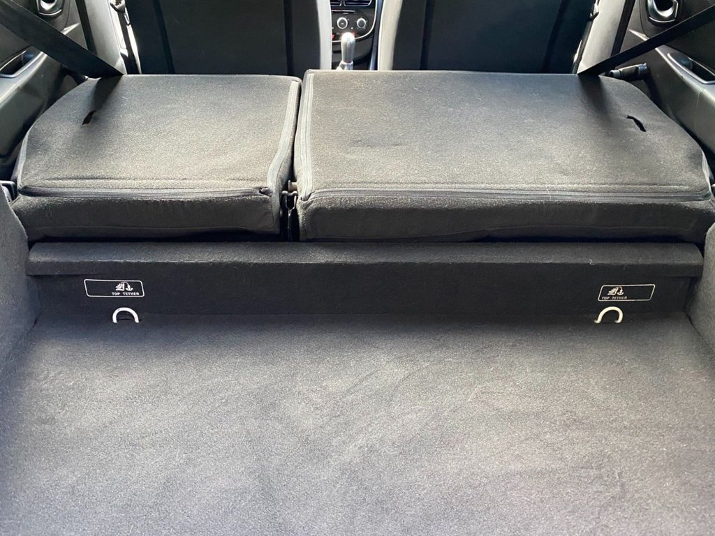 Used Renault Clio 2015 for sale - 76395617: Photo 18