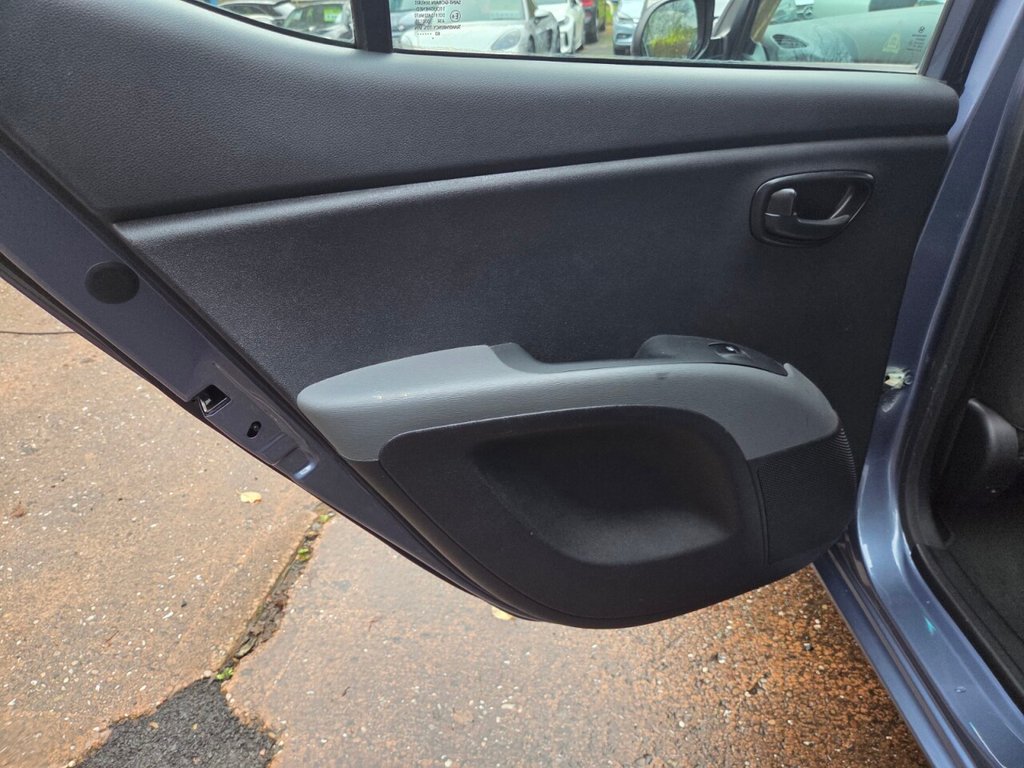 Used Hyundai i10 2013 for sale - 77027549: Photo 16