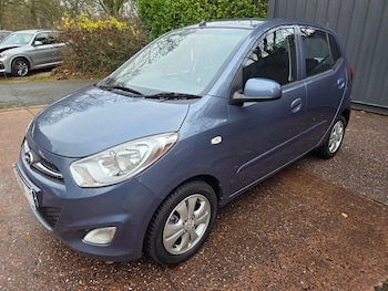 Used Hyundai i10 2013 for sale - 77027549: Photo