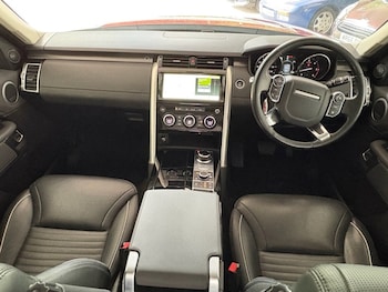 Used Land Rover Discovery 2017 for sale - 79574058: Photo
