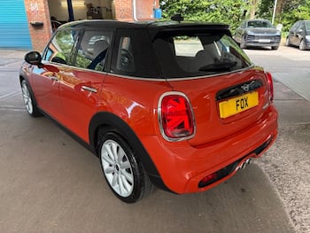 Used MINI Hatch 2018 for sale - 79462601: Photo