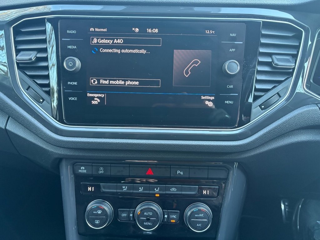 Used Volkswagen T-Roc 2020 for sale - 77643087: Photo 34