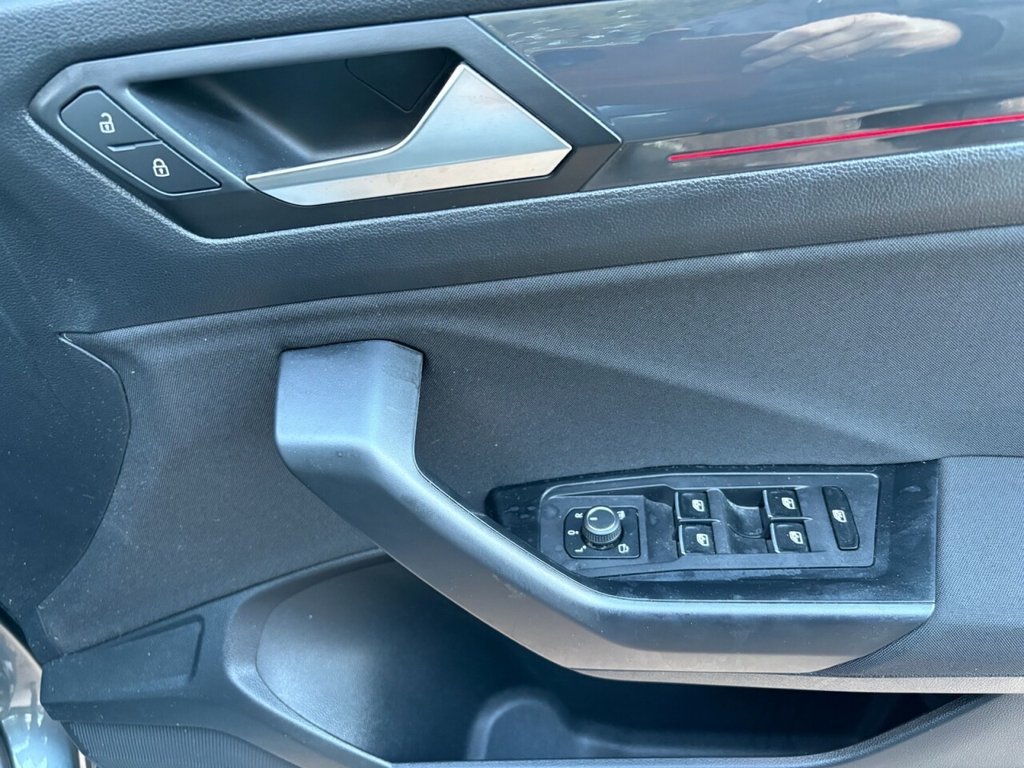 Used Volkswagen T-Roc 2020 for sale - 77643087: Photo 35