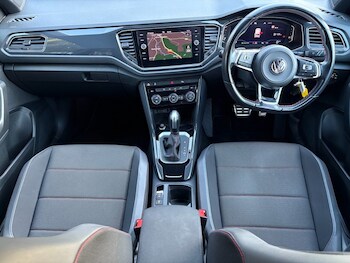 Used Volkswagen T-Roc 2020 for sale - 77643087: Photo