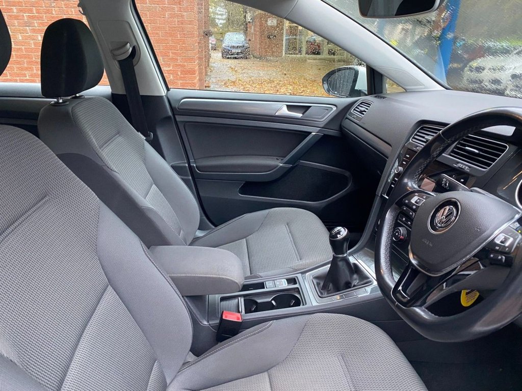 Used Volkswagen Golf 2018 for sale - 76582630: Photo 13