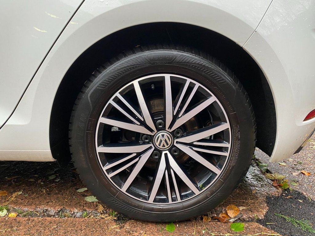 Used Volkswagen Golf 2018 for sale - 76582630: Photo 19