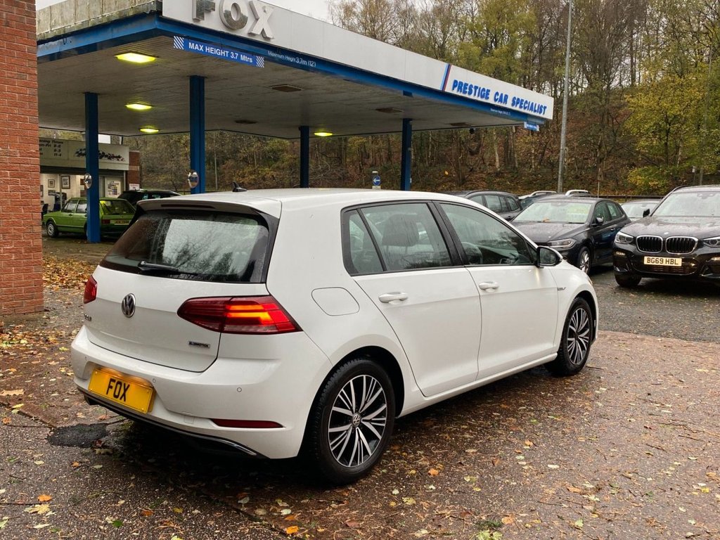 Used Volkswagen Golf 2018 for sale - 76582630: Photo 8