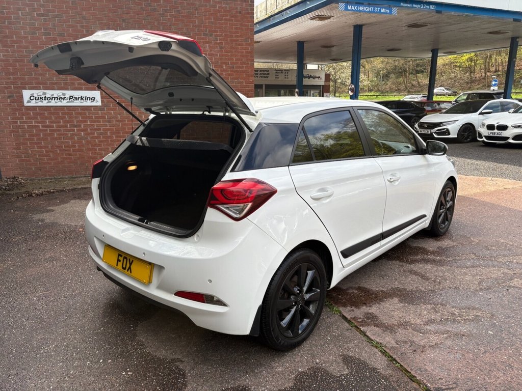 Used Hyundai i20 2016 for sale - 78212420: Photo 17