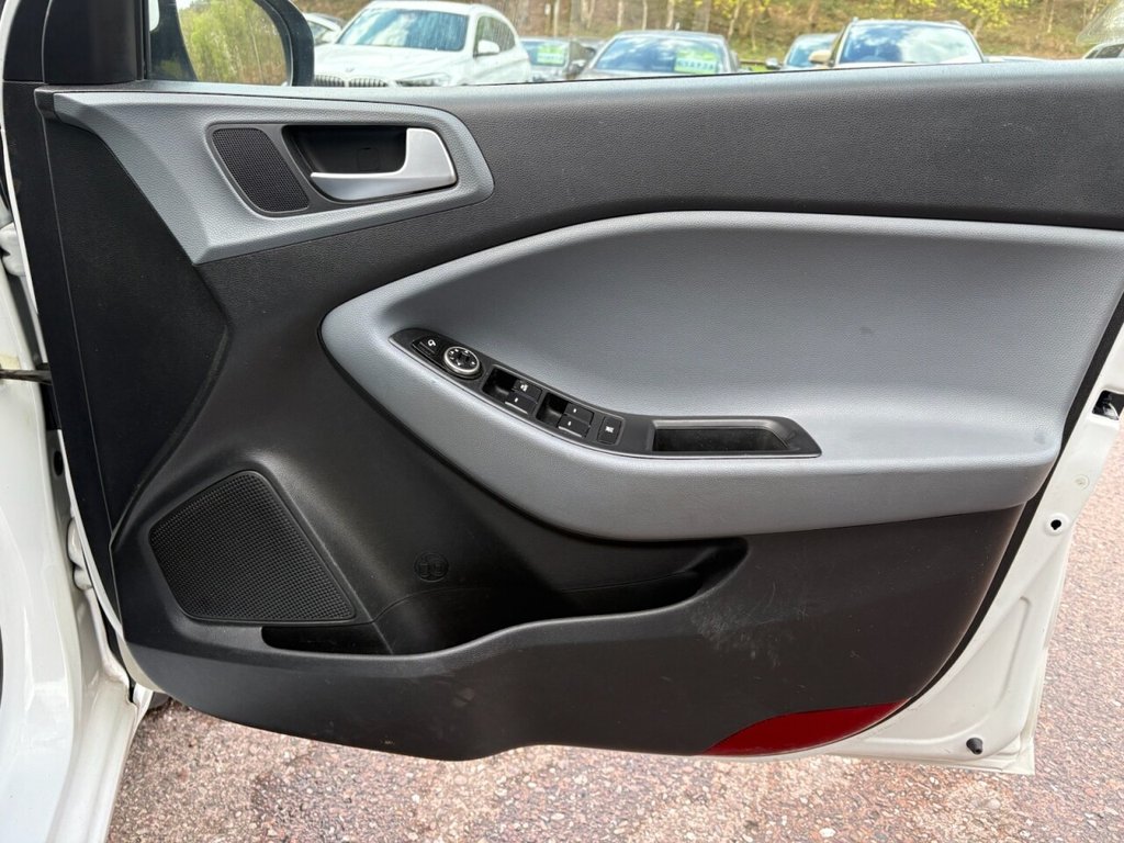 Used Hyundai i20 2016 for sale - 78212420: Photo 28