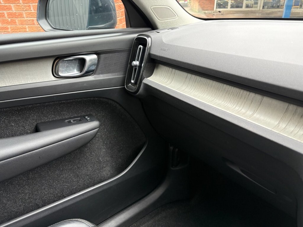 Used Volvo XC40 2019 for sale - 77879640: Photo 15