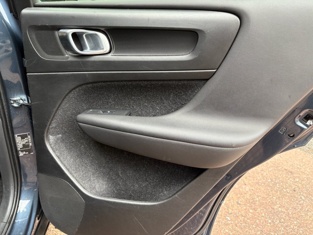 Used Volvo XC40 2019 for sale - 77879640: Photo 29