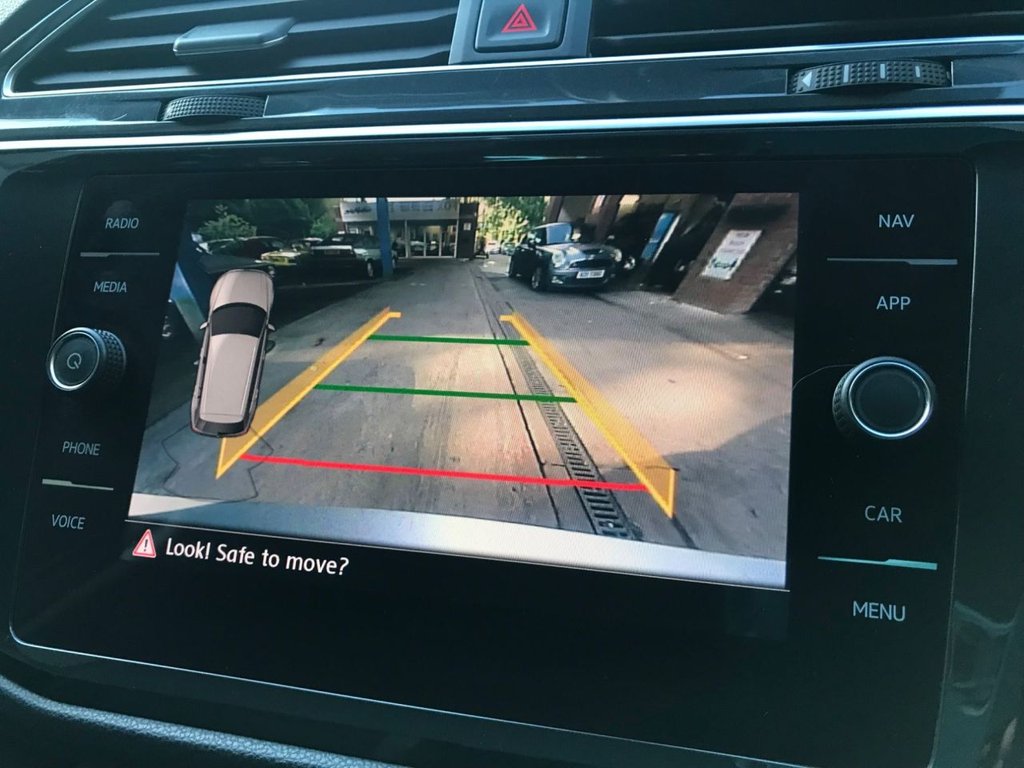 Used Volkswagen Tiguan 2020 for sale - 76068348: Photo 25