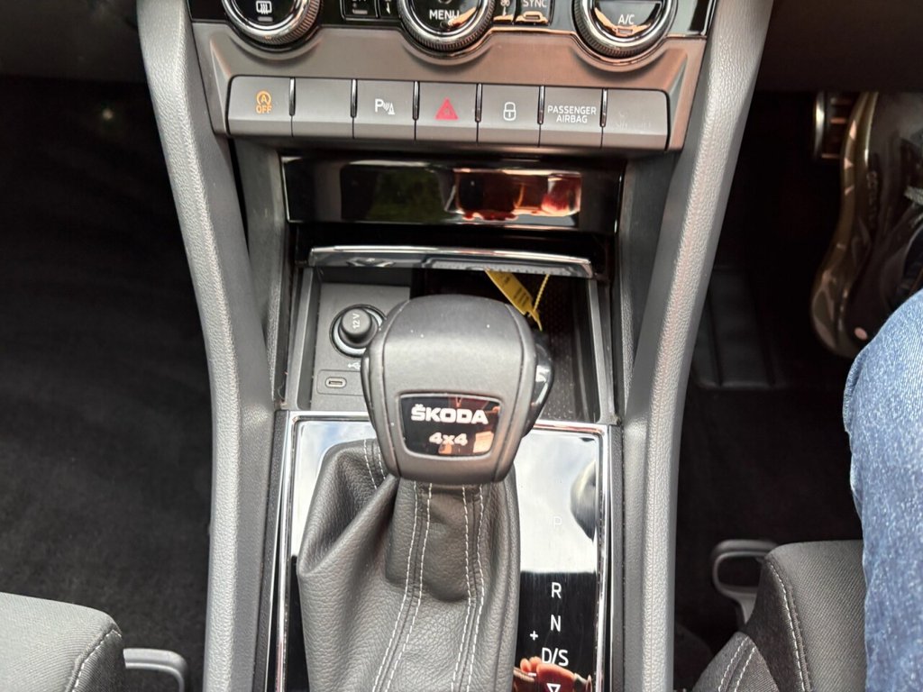 Used Skoda Karoq 2022 for sale - 77642946: Photo 48