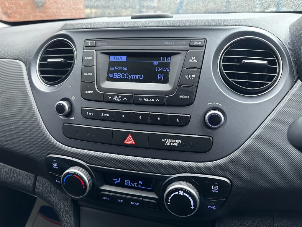 Used Hyundai i10 2017 for sale - 76665422: Photo 11