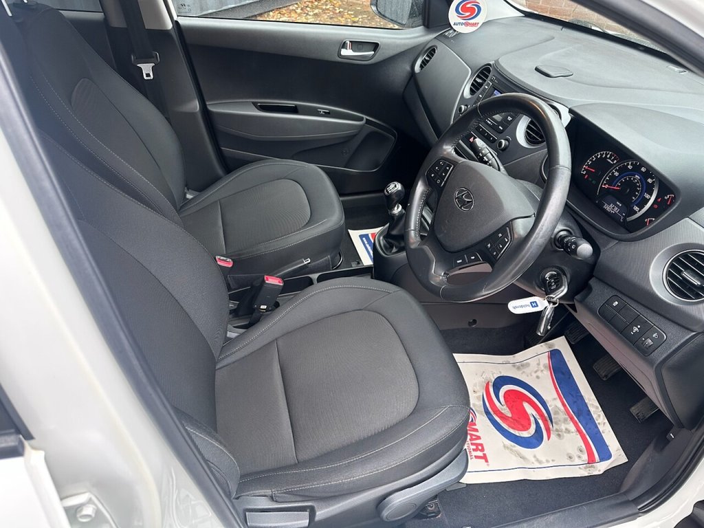 Used Hyundai i10 2017 for sale - 76665422: Photo 9