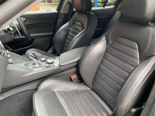 Used Alfa Romeo Giulia 2019 for sale - 76163152: Photo 12