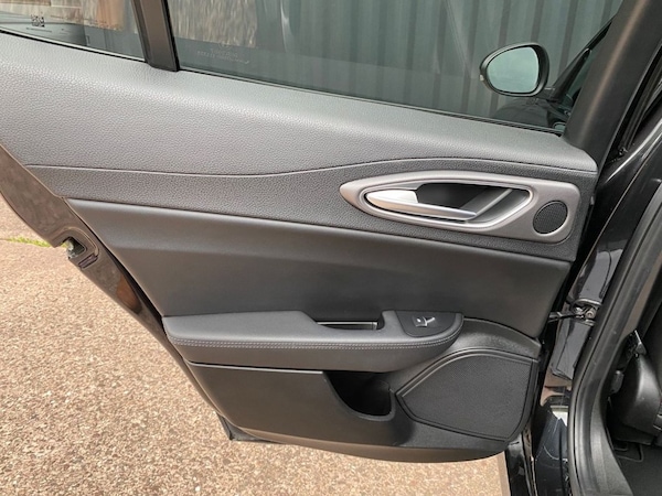 Used Alfa Romeo Giulia 2019 for sale - 76163152: Photo 20
