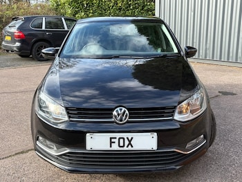 Used Volkswagen Polo 2015 for sale - 78096361: Photo