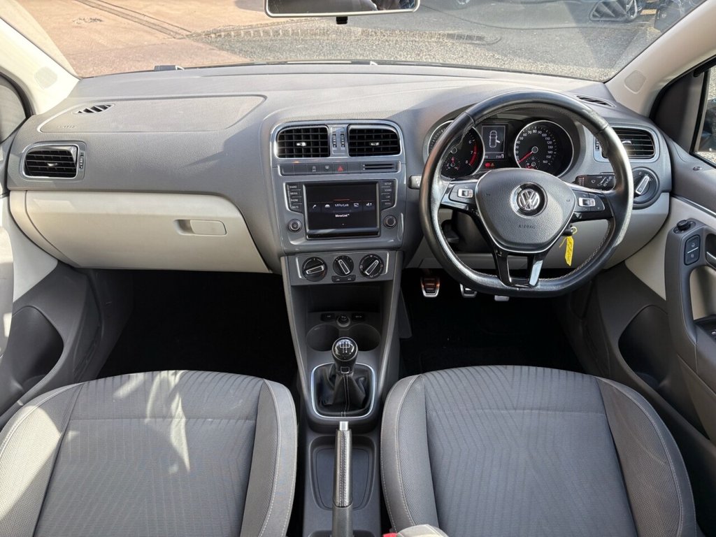 Used Volkswagen Polo 2015 for sale - 78096361: Photo 4