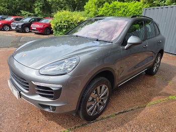 Used Porsche Cayenne 2016 for sale - 78805751: Photo