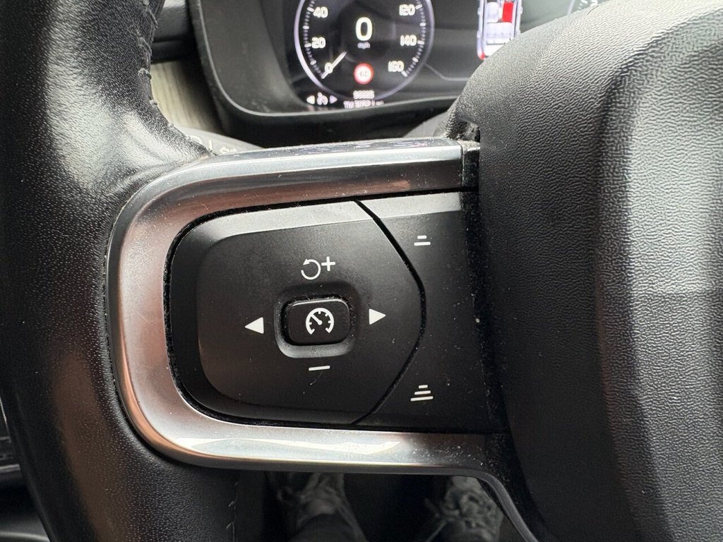 Used Volvo XC40 2019 for sale - 77608518: Photo 11