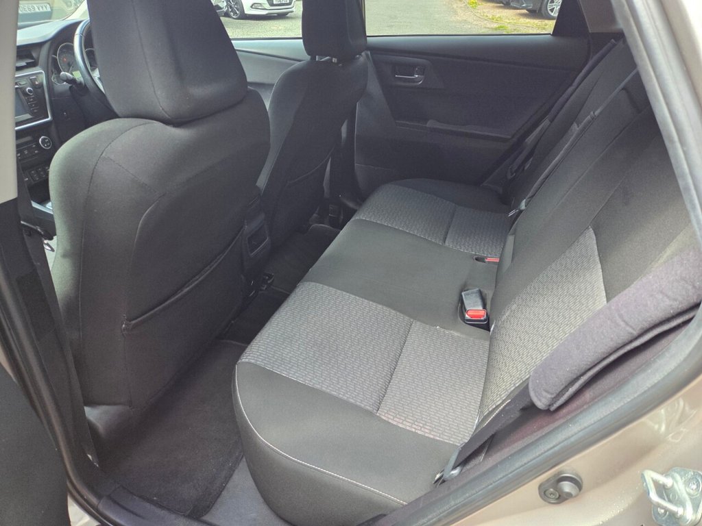 Used Toyota Auris 2014 for sale - 78212980: Photo 5