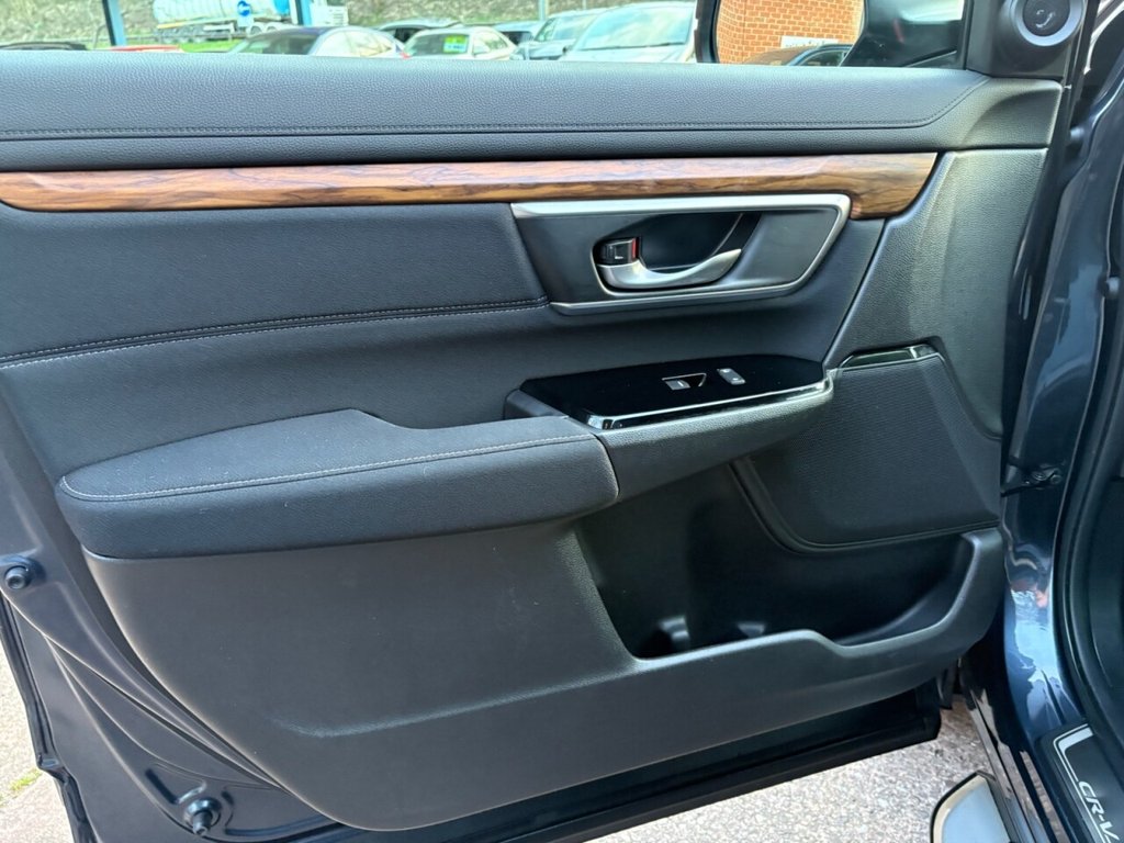 Used Honda CR-V 2019 for sale - 77936970: Photo 25