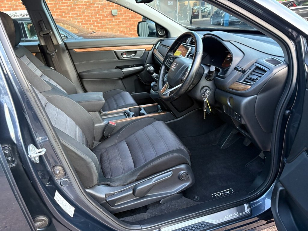 Used Honda CR-V 2019 for sale - 77936970: Photo 40