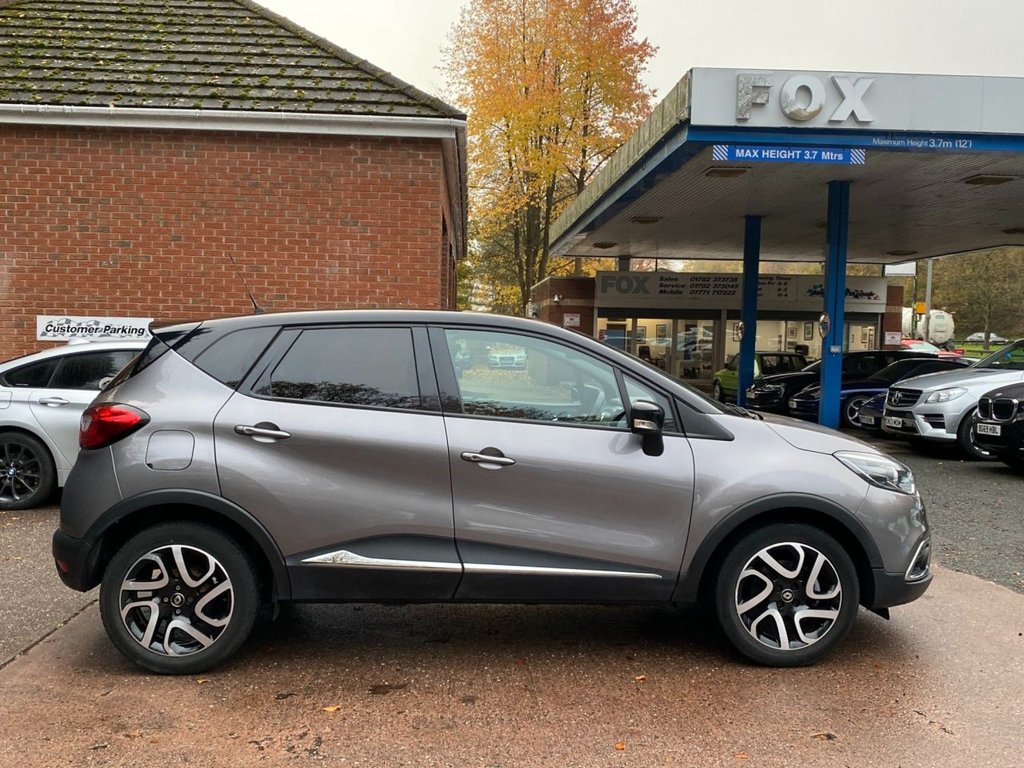 Used Renault Captur 2017 for sale - 76509632: Photo 10