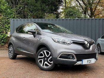 Used Renault Captur 2017 for sale - 76509632: Photo