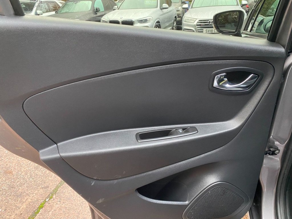 Used Renault Captur 2017 for sale - 76509632: Photo 20