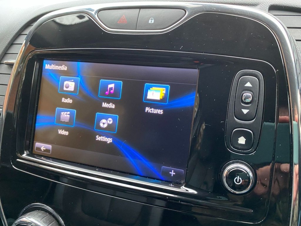 Used Renault Captur 2017 for sale - 76509632: Photo 31